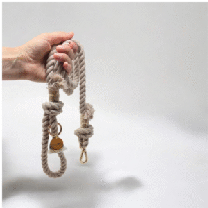 Guinzaglio in corda di cotone naturale Cotty con ciondolo arcobaleno